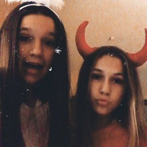 Meet your Posher, Clarisse